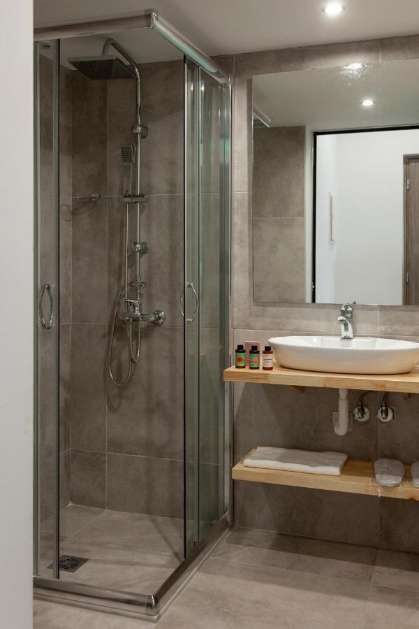 Stay Inn Атина Екстериор снимка